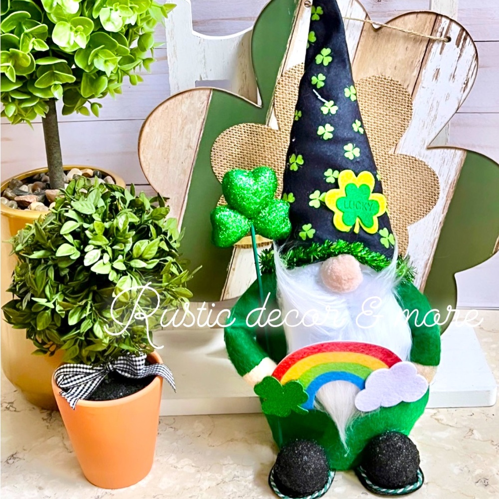 🍀St. Patrick’s Day Decor.